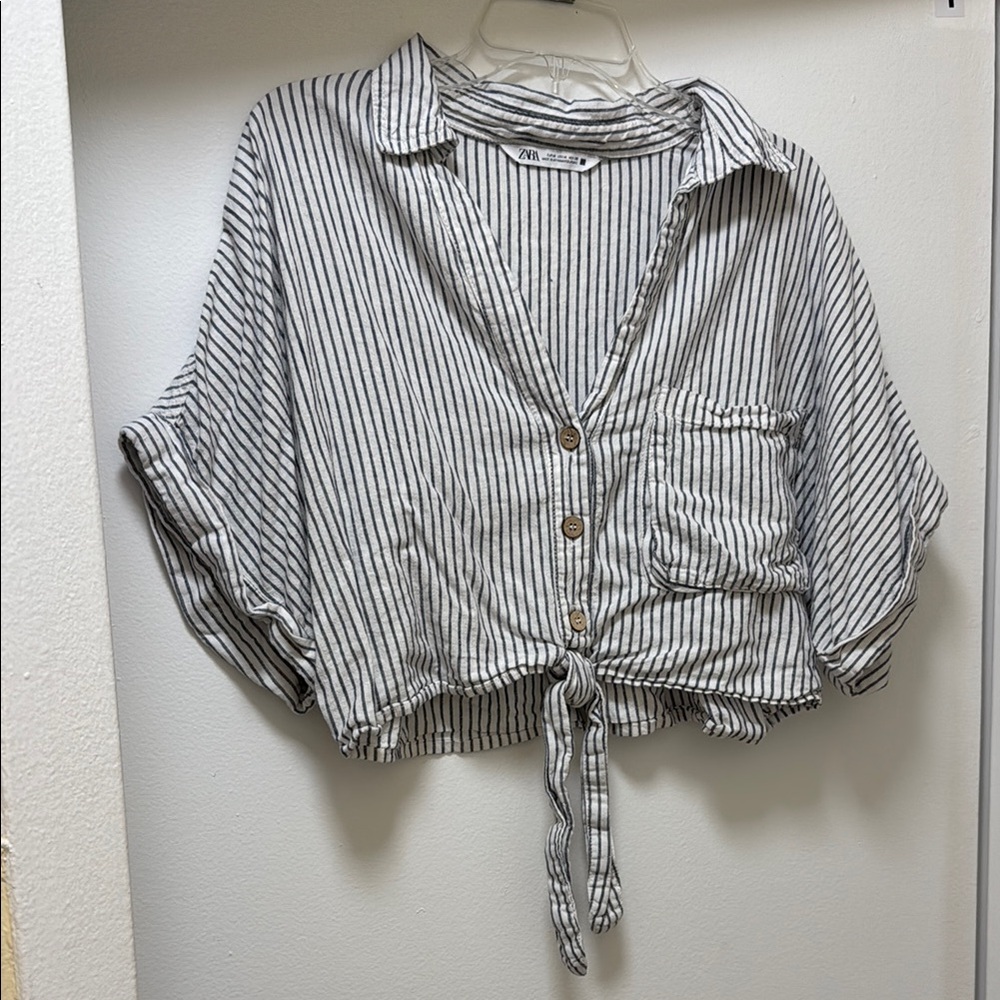 Zara Striped Cuffed Sleeve Button Down Crop Top